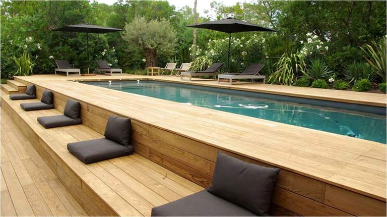 Tout le charme d'une terrasse bois fonctionnelle et confortable,plébiscitée par 100%BOIS Mérignac