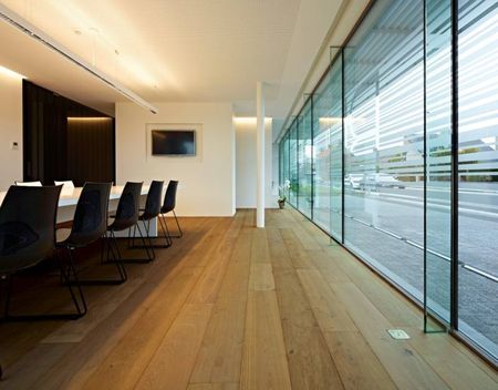 Notre zone d'activité pour ce service Achat et pose parquet flottant en bois massif de qualité avec finition huilée ou vernie idéal pour salon chambre cuisine à